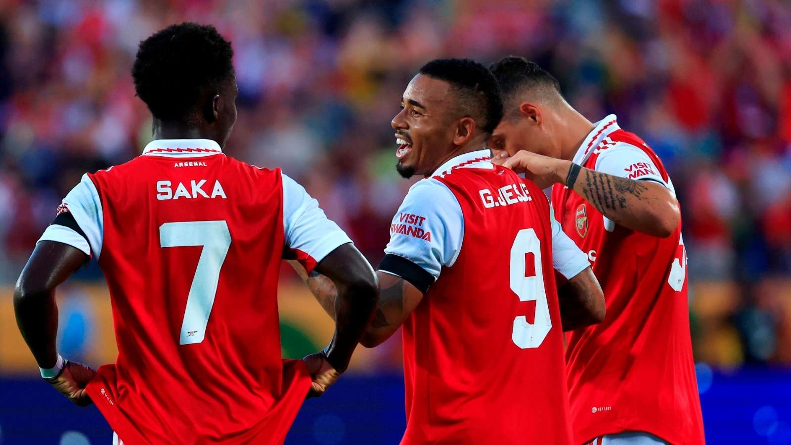 舆论反响及 舆论反响及