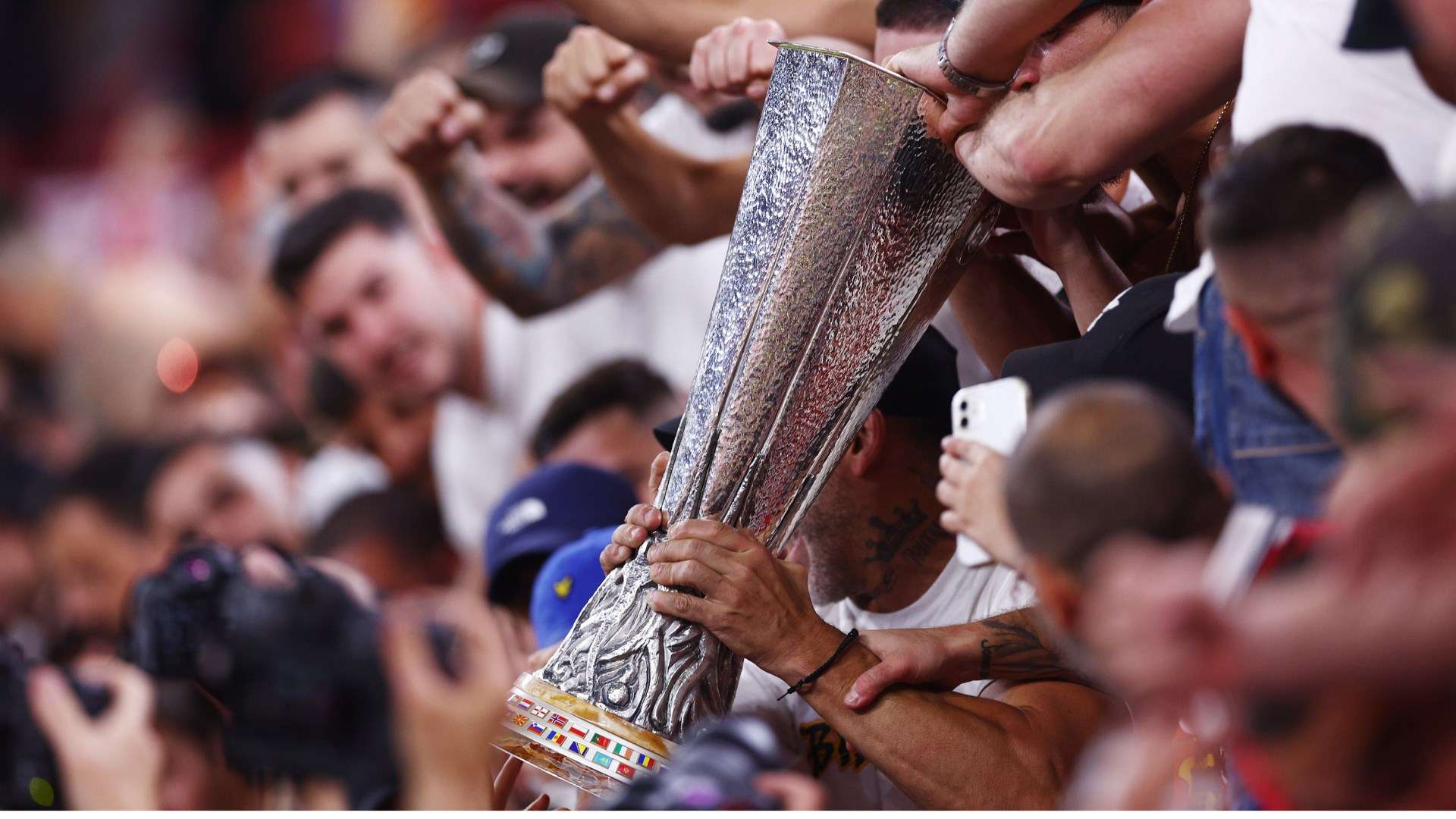 与发展中 与发展中