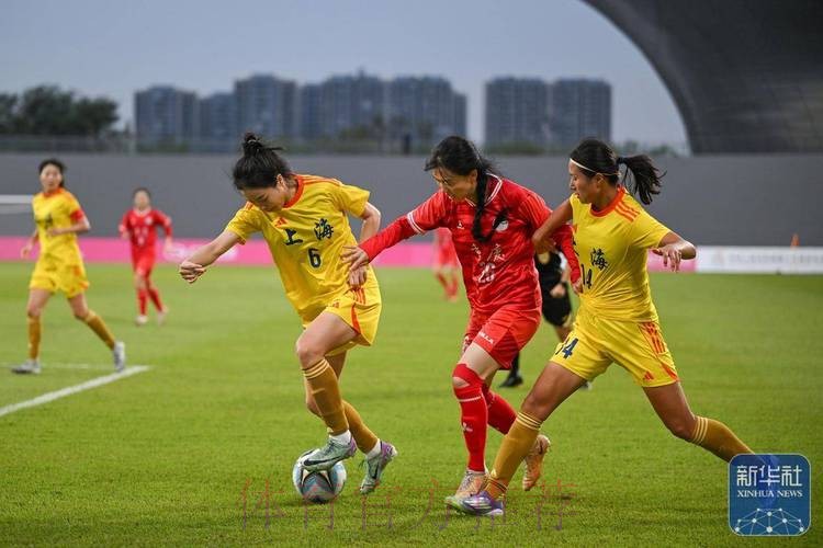 95小将梅开二度 上海女足4比0赢山东获首胜